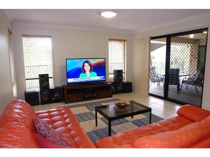 412 George Holt Drive, Mount Crosby QLD 4306